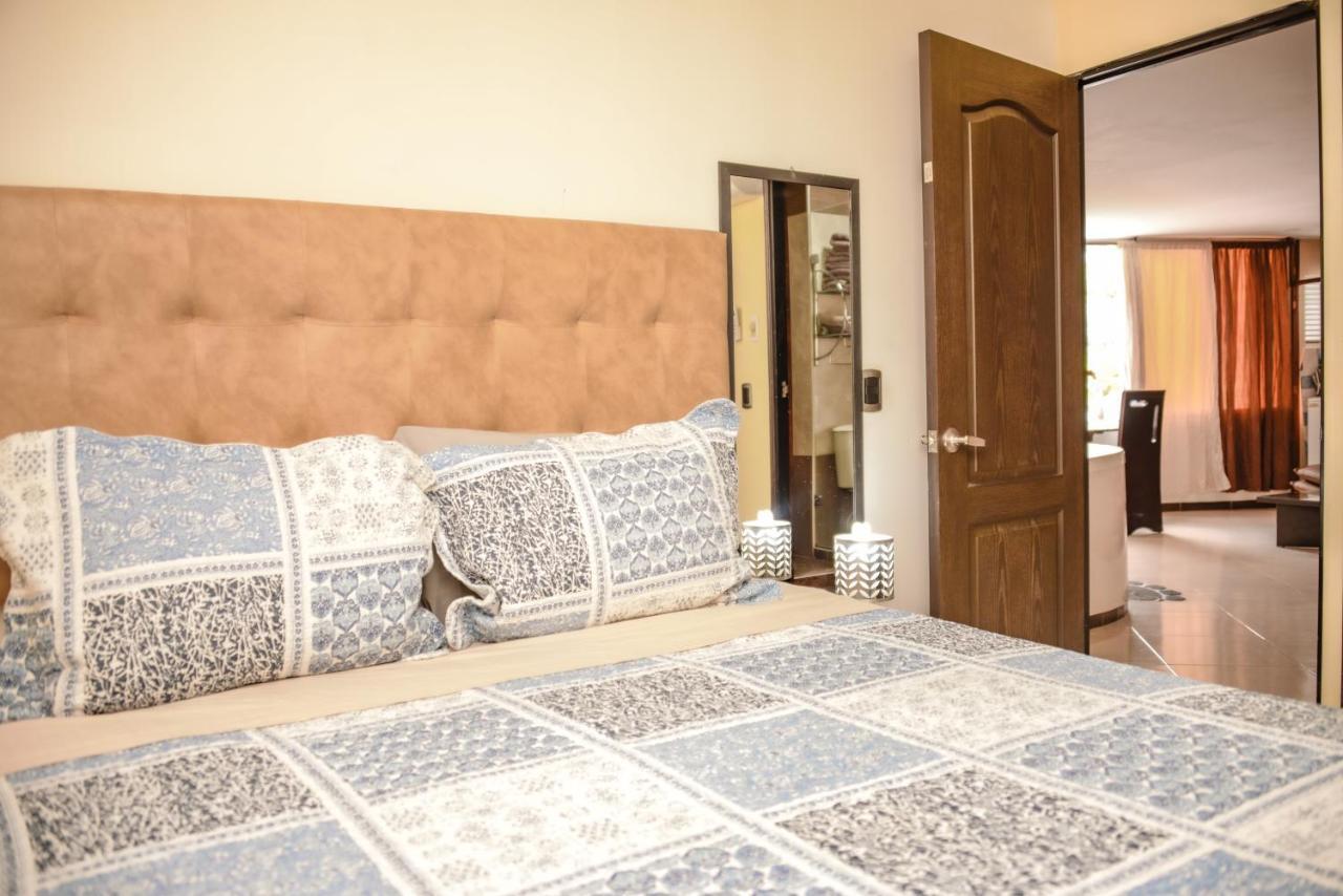 Calle 10 Suites 麦德林 外观 照片