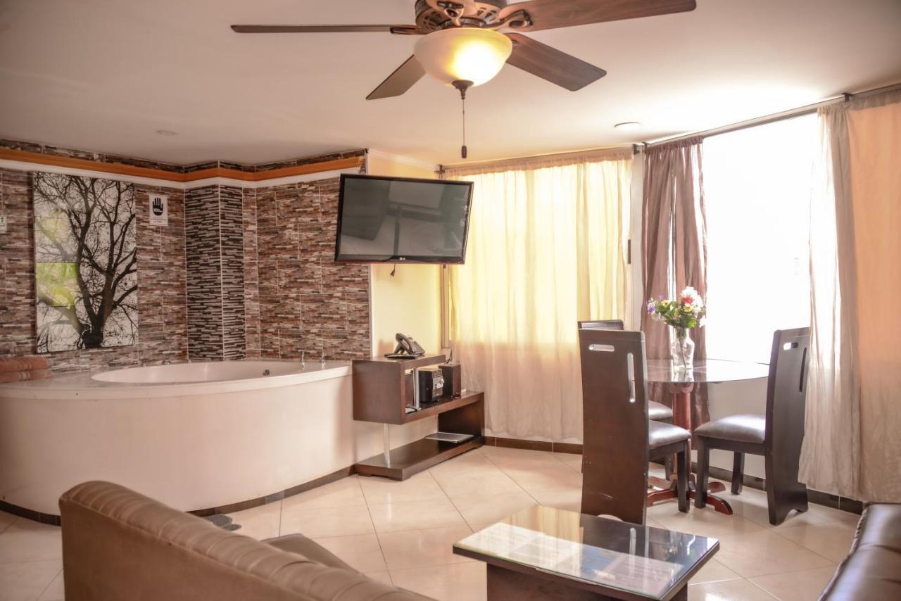 Calle 10 Suites 麦德林 外观 照片
