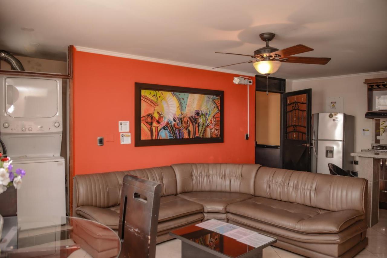 Calle 10 Suites 麦德林 外观 照片