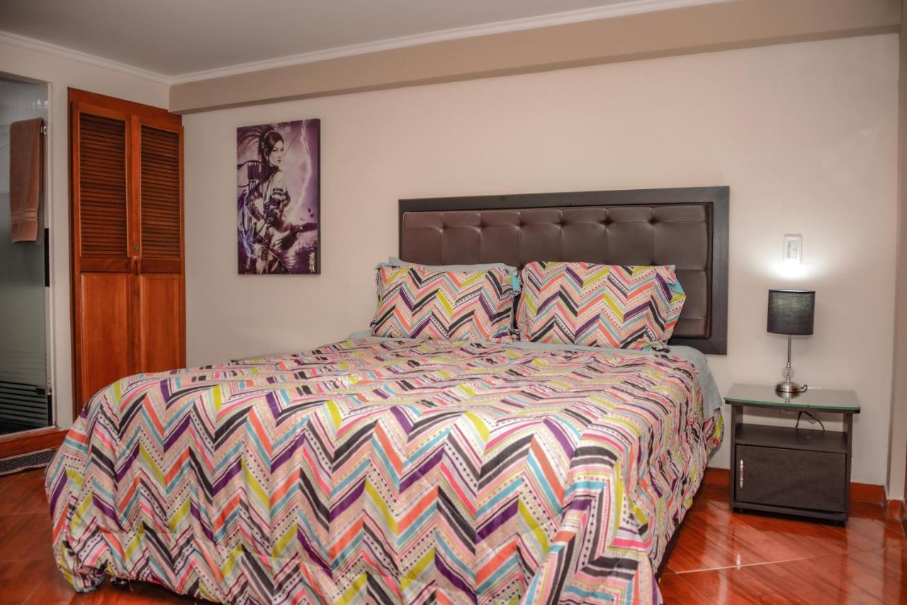 Calle 10 Suites 麦德林 外观 照片