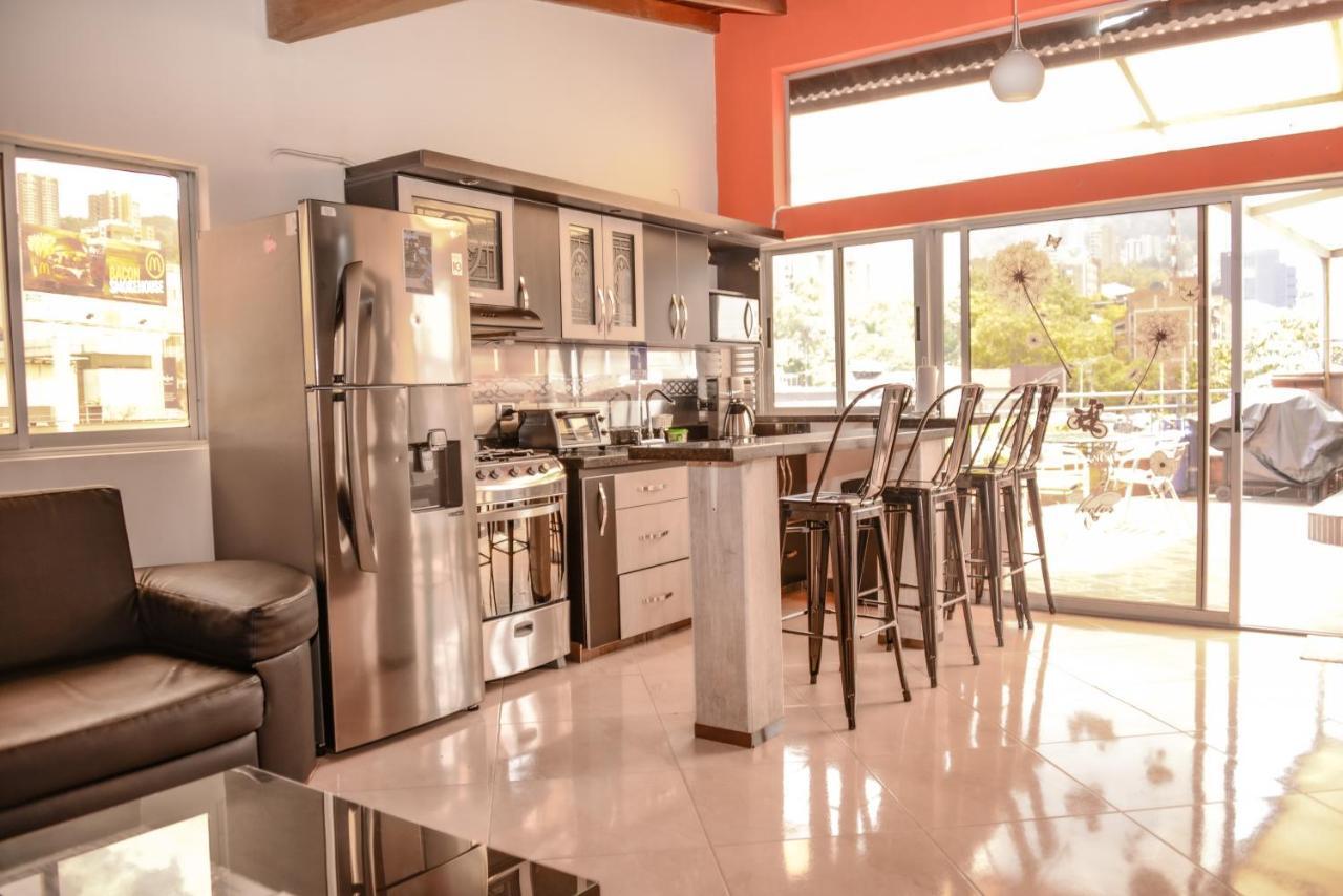Calle 10 Suites 麦德林 外观 照片